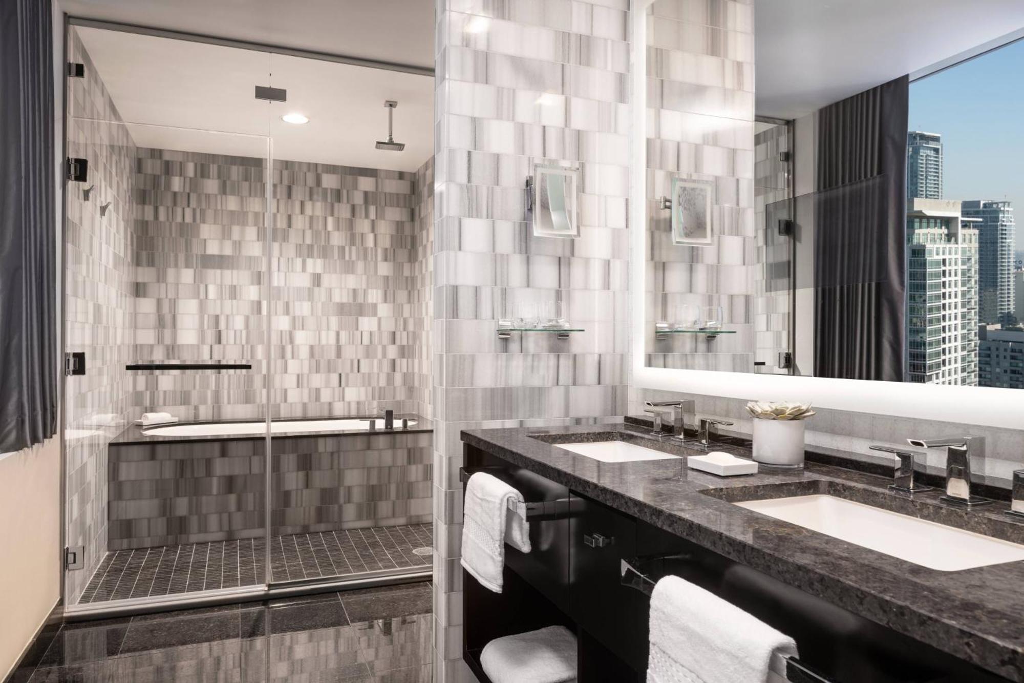 The Ritz-Carlton, Los Angeles L.A. Live Bagian luar foto